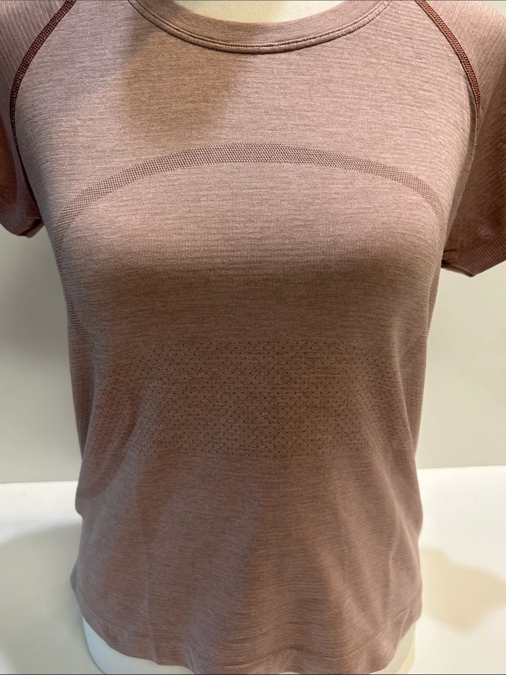 Lululemon Women's Dusty Mauve Short Sleeve Performance Top